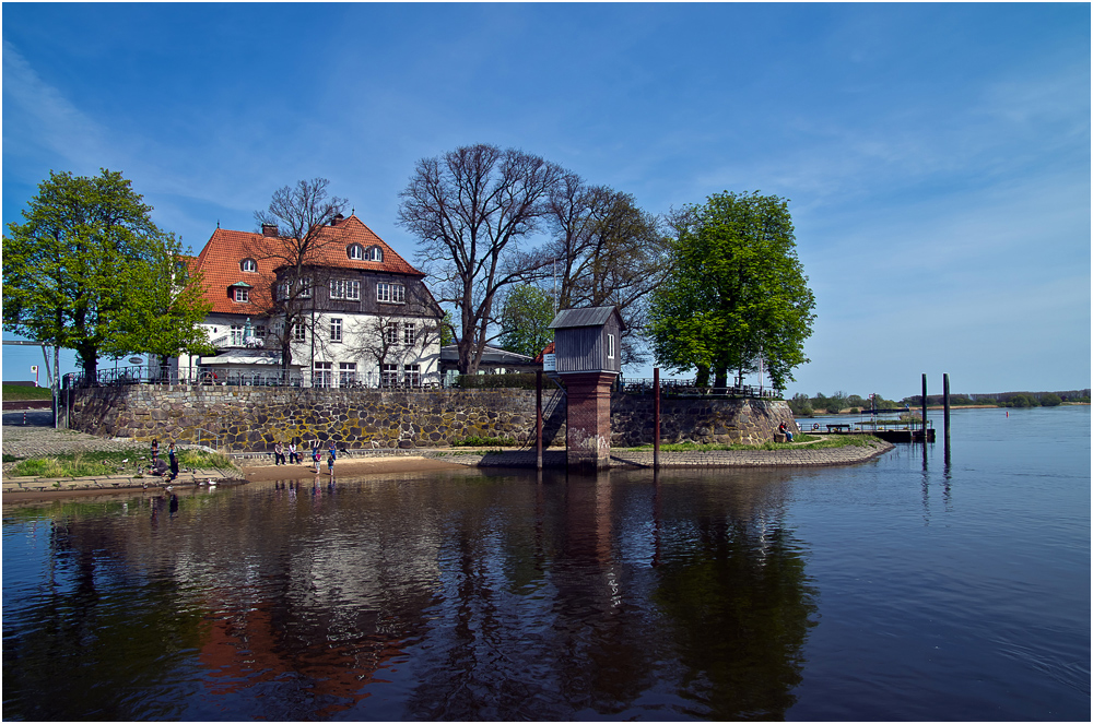 Zollenspieker Fährhaus ...