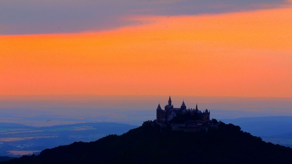 Zollerburg am Abend