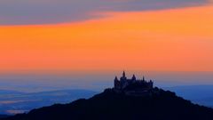 Zollerburg am Abend