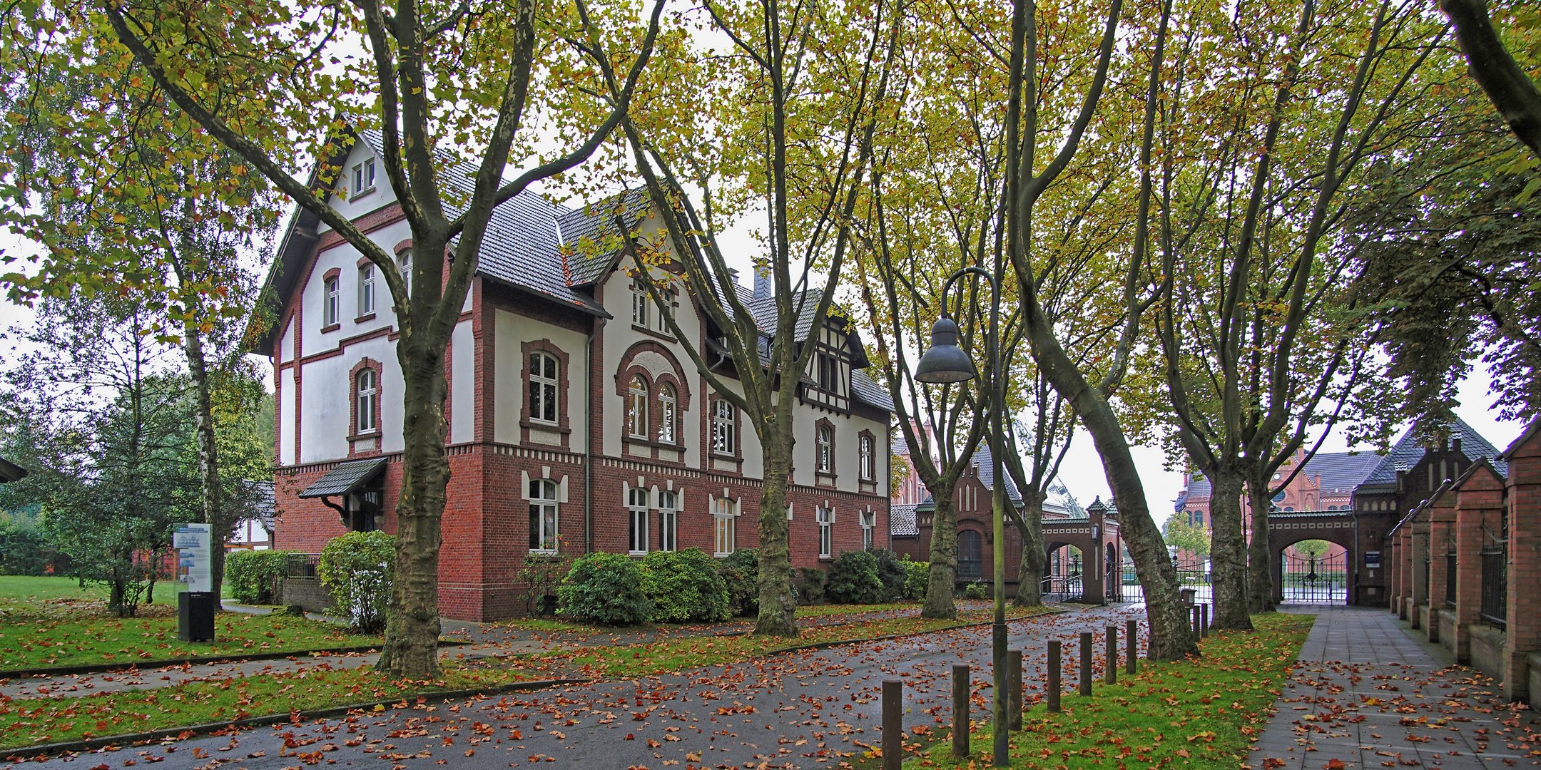 Zollern  - Schloss der Arbeit