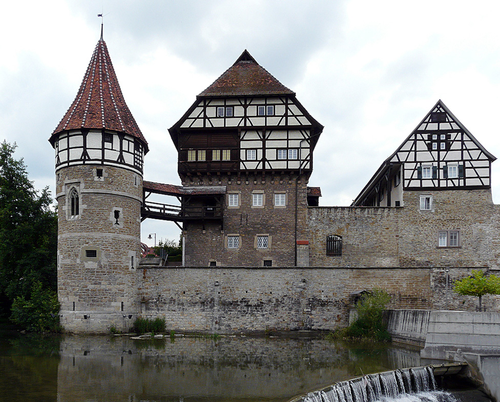 Zollernschloss mit Wehr