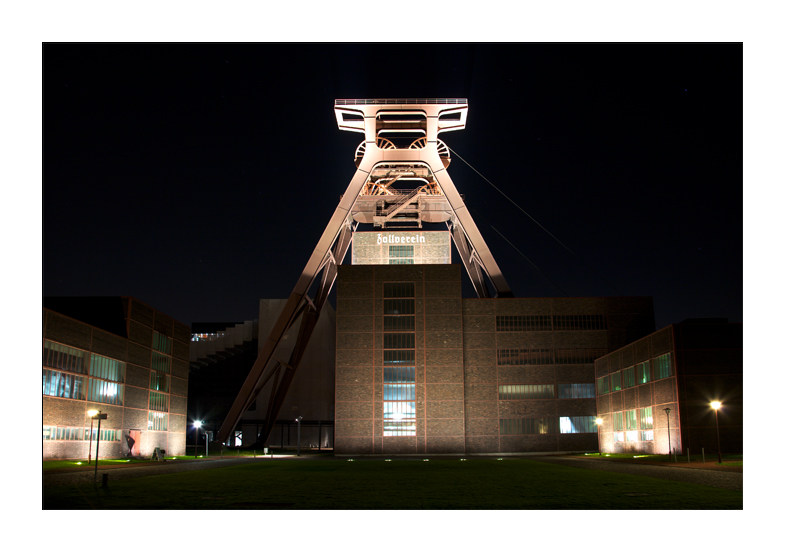 Zollverein bei Nacht