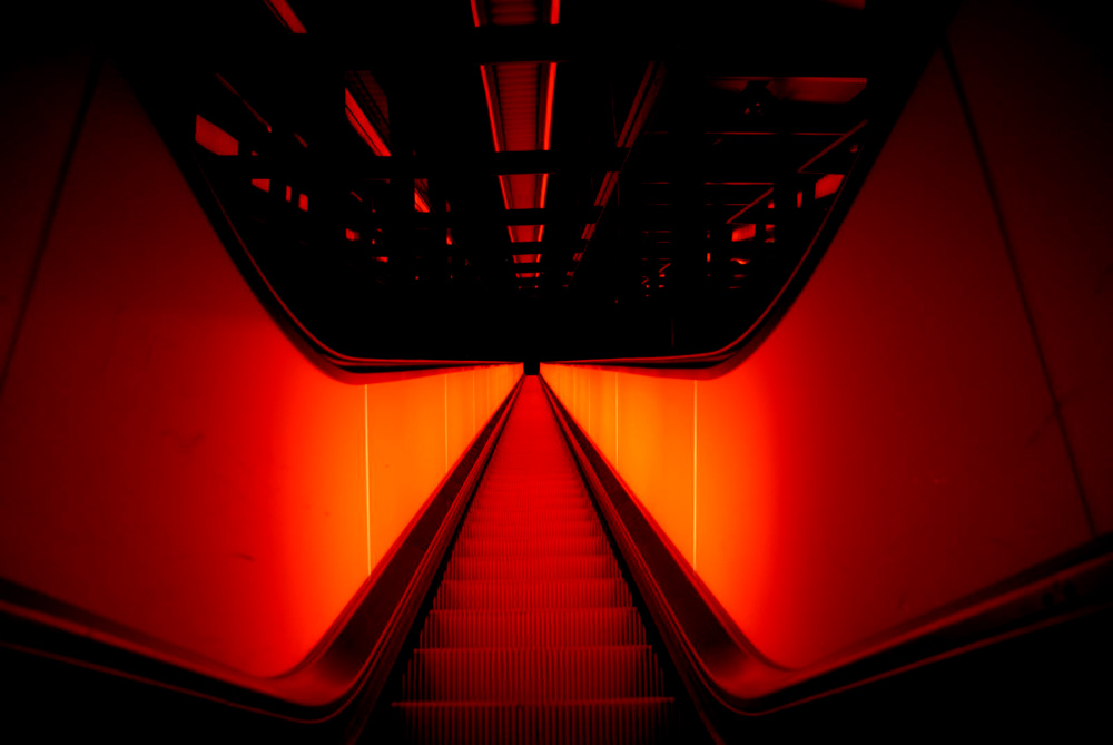 Zollverein Essen, Treppe mittig der beiden Rolltreppen