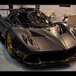 ZONDA R