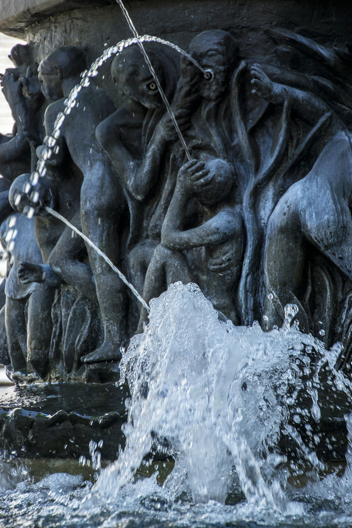 Zschokke-Brunnen Detail 02