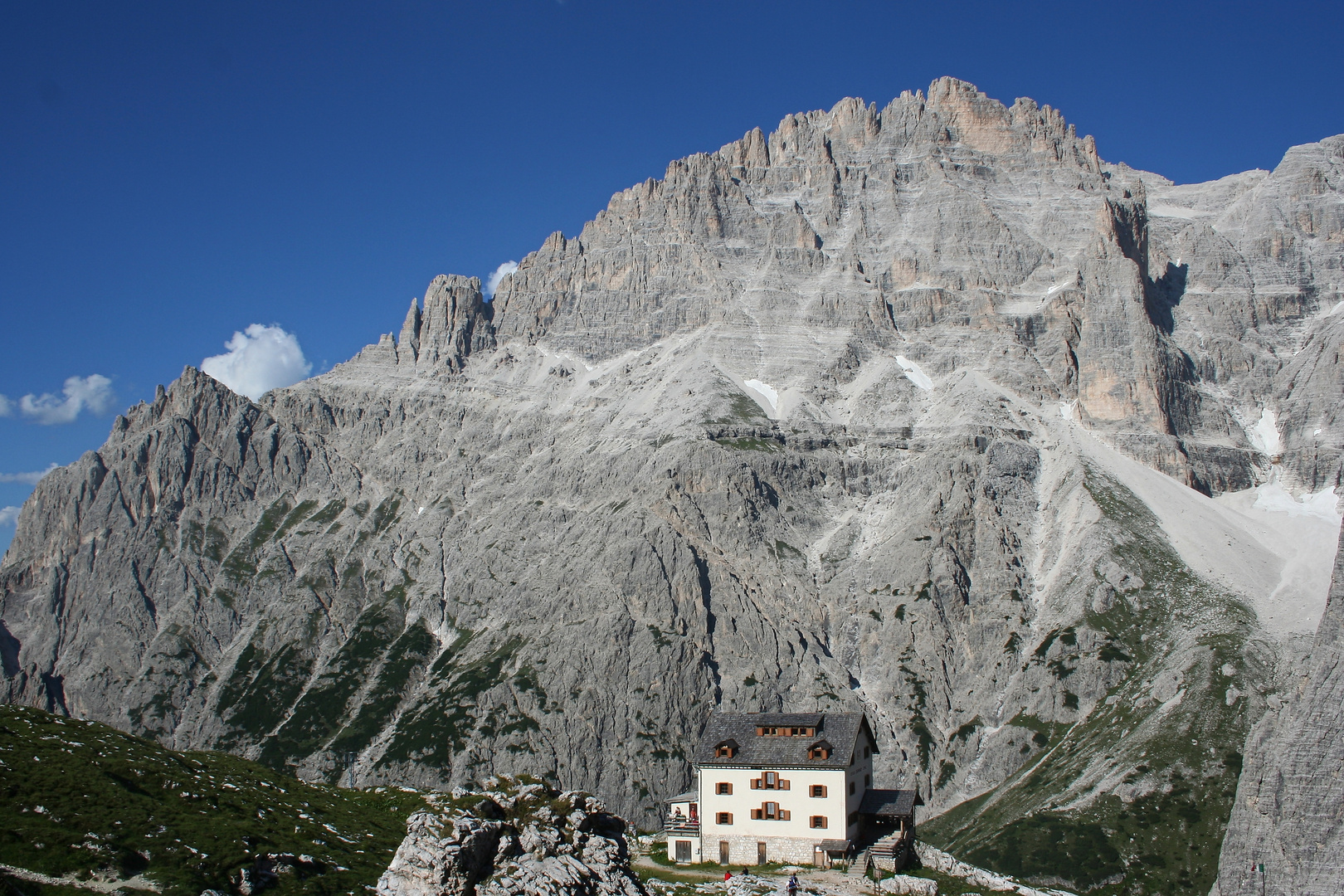 Zsigmondy-Comici-Hütte, 2224 m (Img_8332_ji)