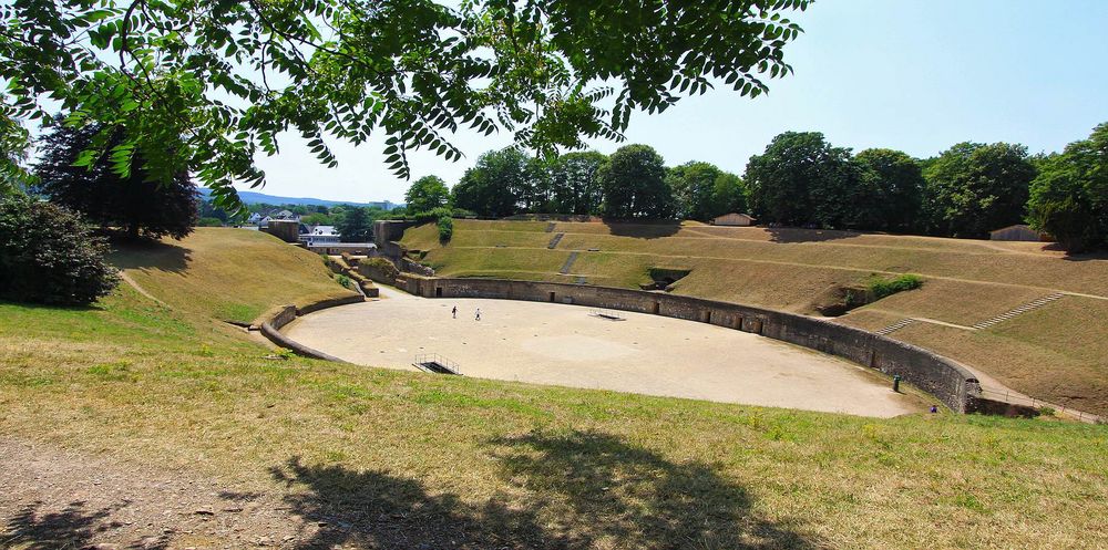 Zu den ältesten noch erlebbaren Bauwerken von Trier gehört das Amphitheater.