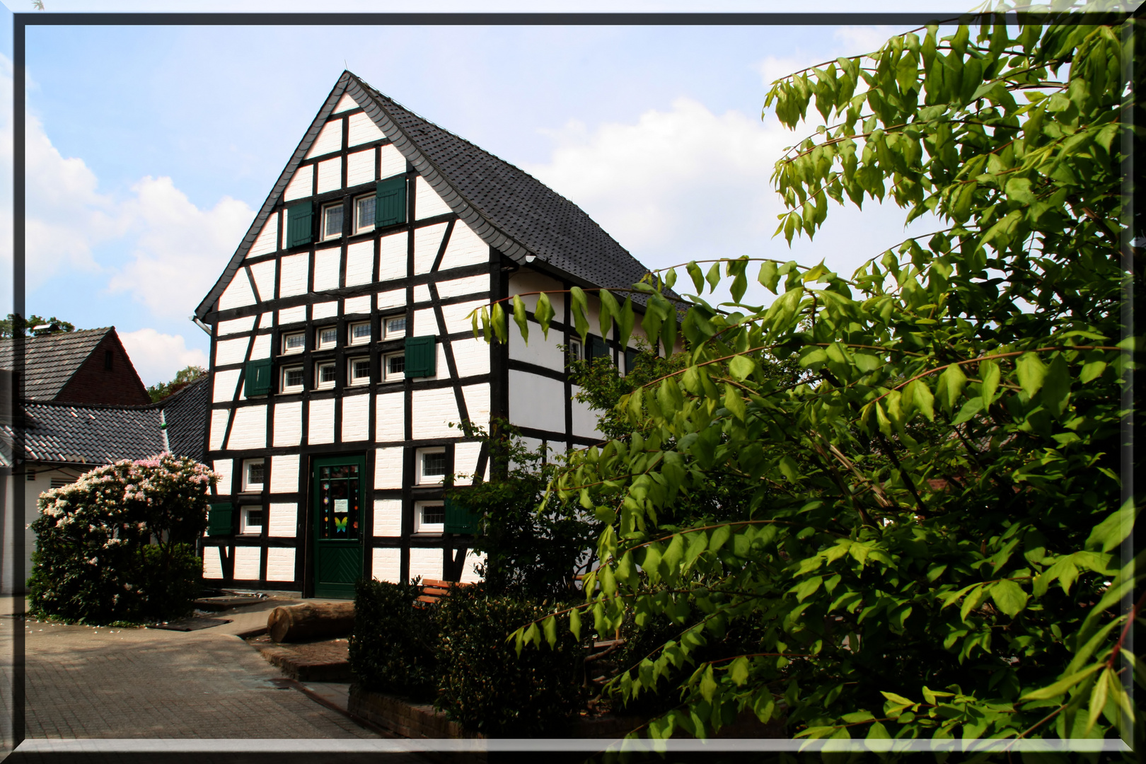 Zu Füssen von Schloß Liedberg