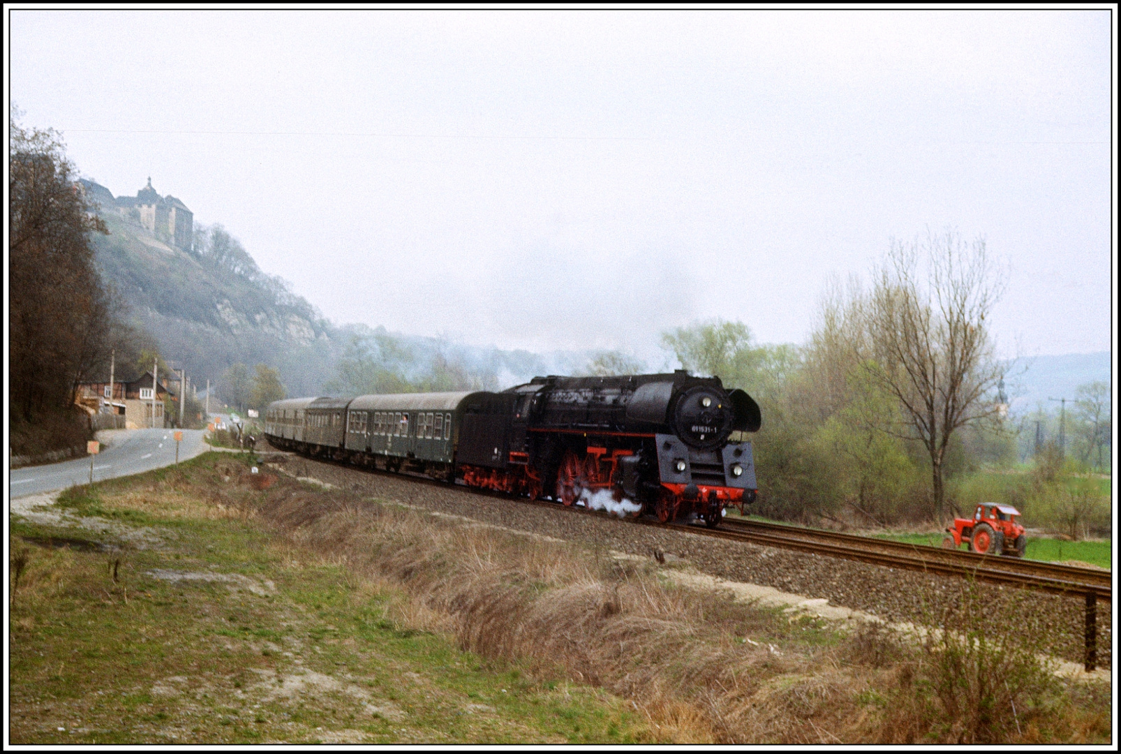 Zu guter Letzt noch der D 503 mit 01 1531 in Aktion