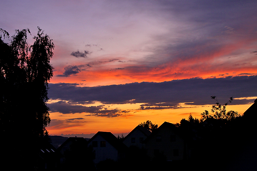 Zu Hause gegen 5.30 Uhr war auch was los am Himmel !