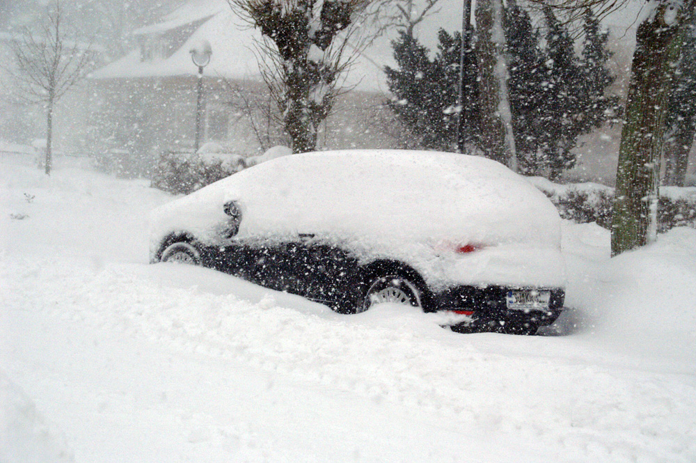 Zu viel Schnee für mein Auto