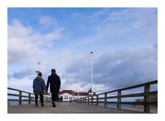 zu zweit auf der Seebrücke 