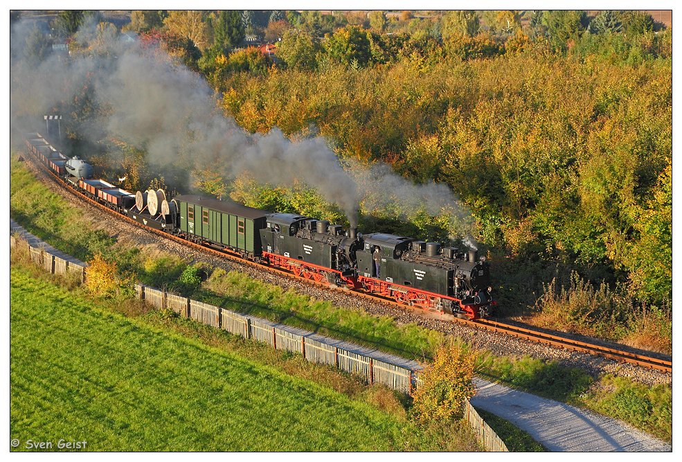 Zu Zweit durch den bunten Herbst