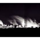 Zuckerfabrik bei Nacht