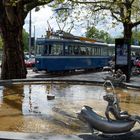 Zürcher Idylle mit Tram am Bellevueplatz