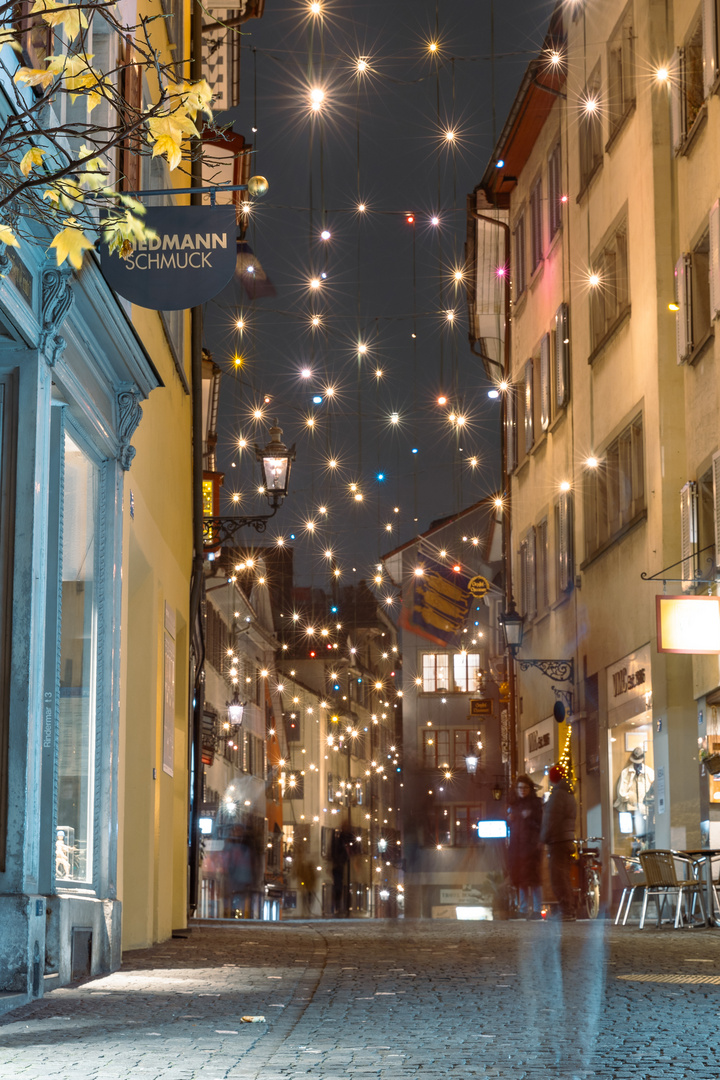 Zürcher Strasse bei Nacht