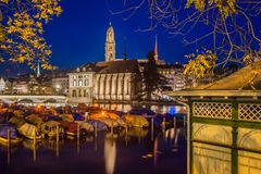 Zürich beim Einnachten