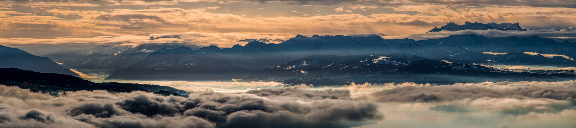 Zürich Bergpanorama am frühen Morgen