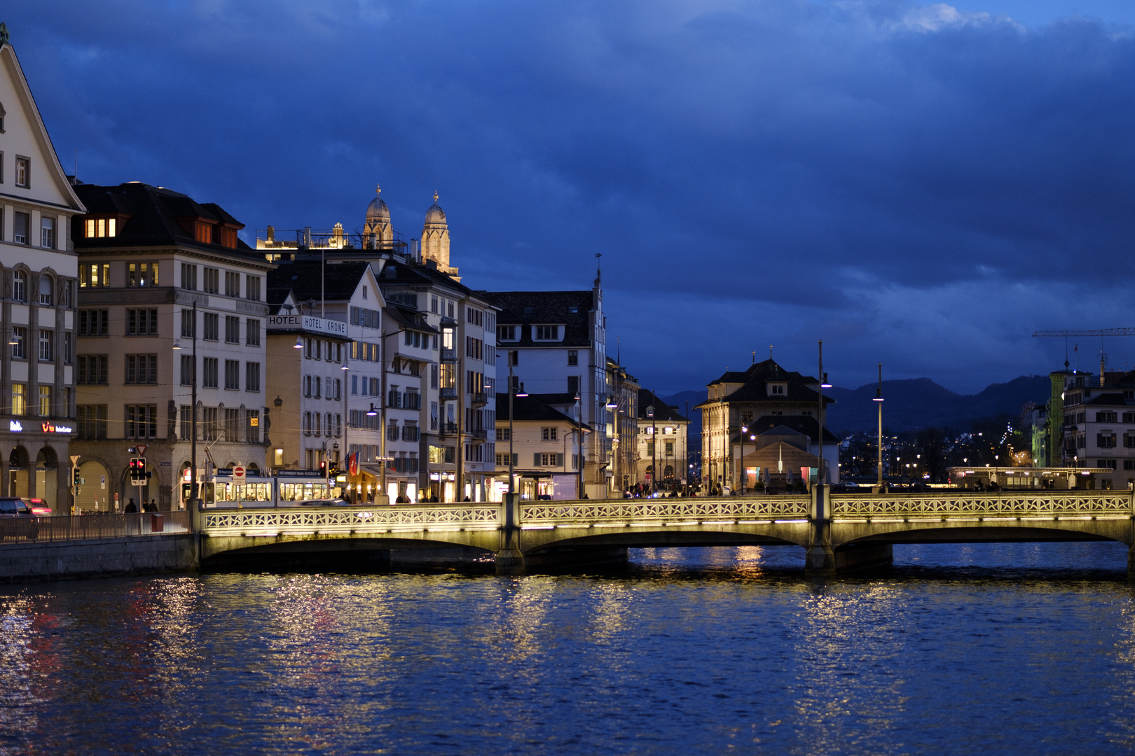 Zürich by night 1