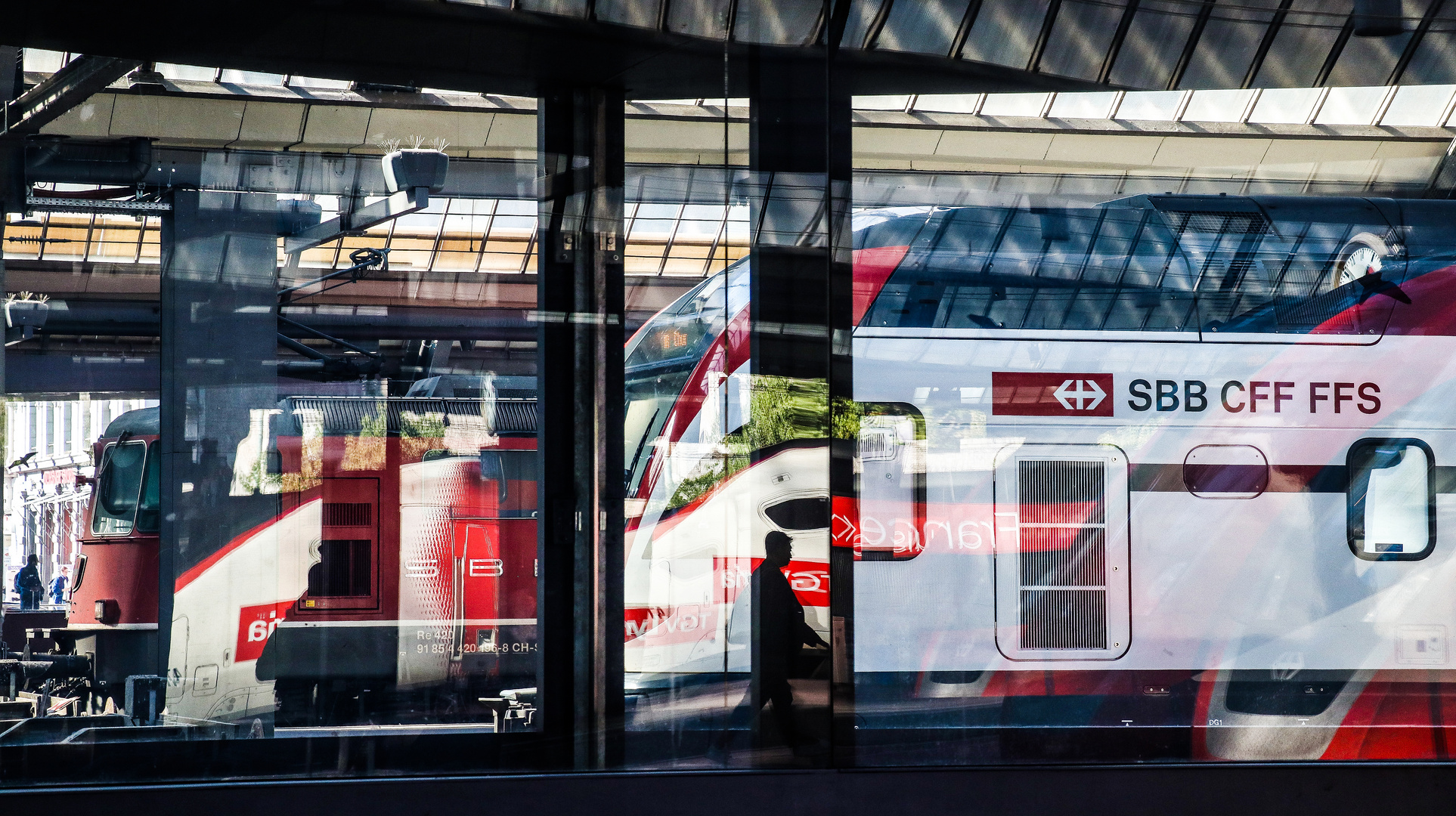 Zürich Hauptbahnhof ... ihre nächsten Verbindungen