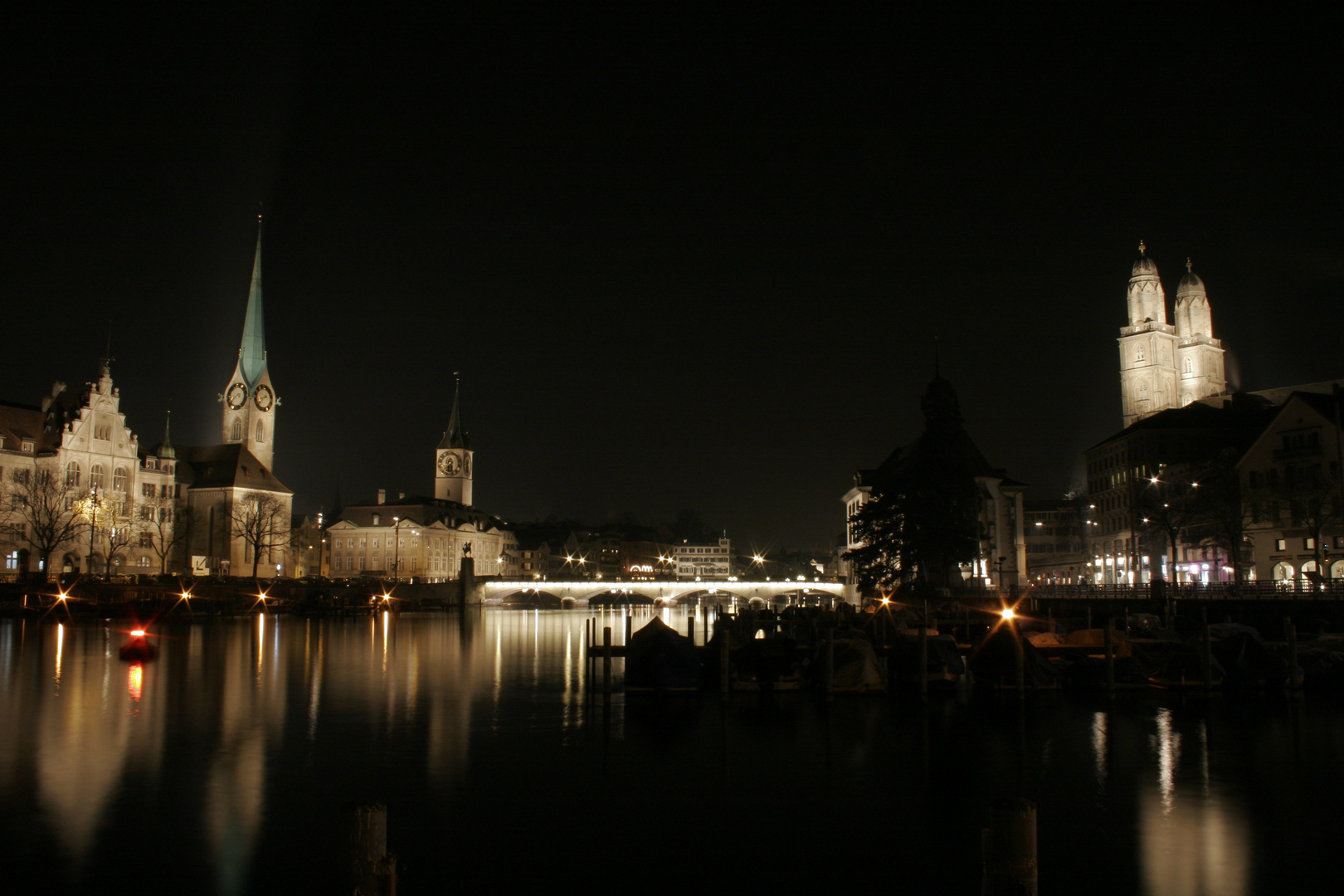 Zürich in der Nacht