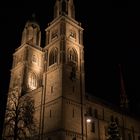 Zürich Münster bei Nacht