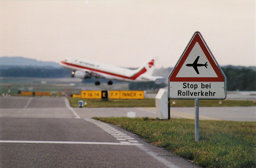 Zürich Unique Airport - Take-off