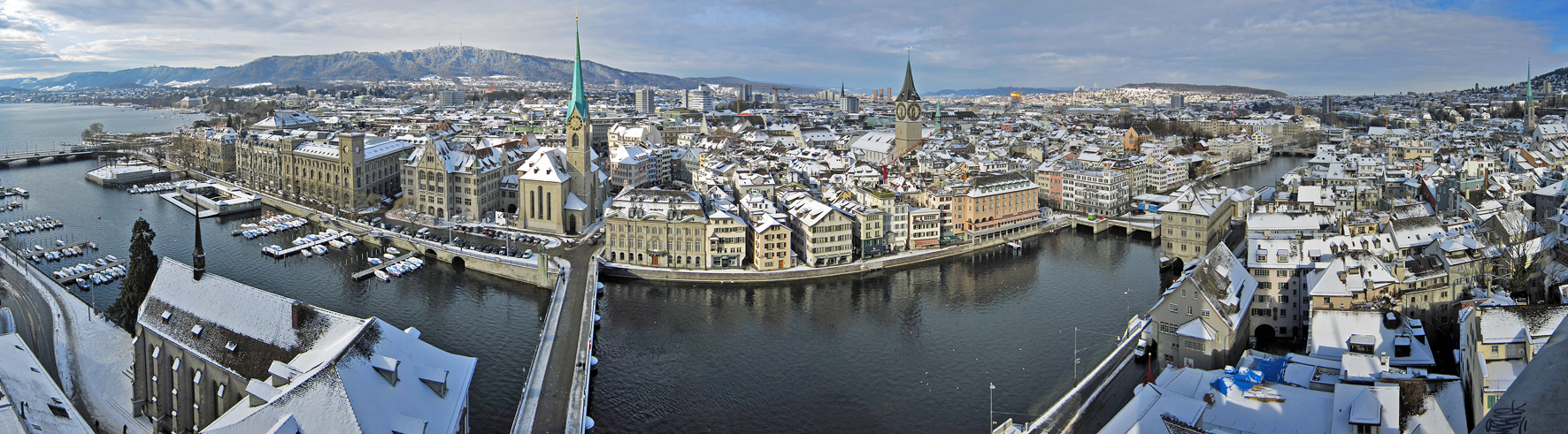 Zürich vom Karlsturm herab