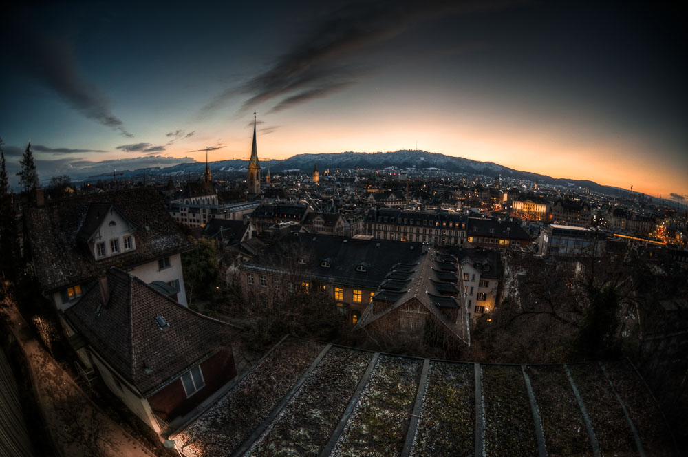 Zürich zur blauen Stunde