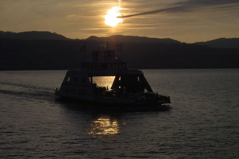 Zürichsee Fähre Horgen-Meilen, Sonnenuntergang Horgen