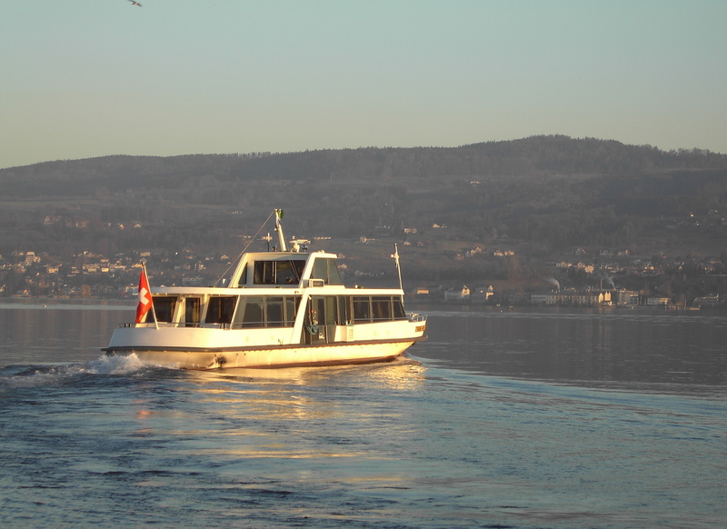 Zürichsee-Kurschiff 01