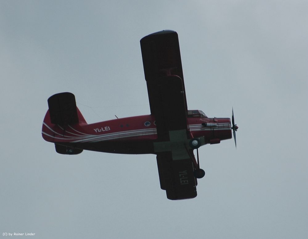 Zufallstreffer Antonov An-2R "Schnappschuss"