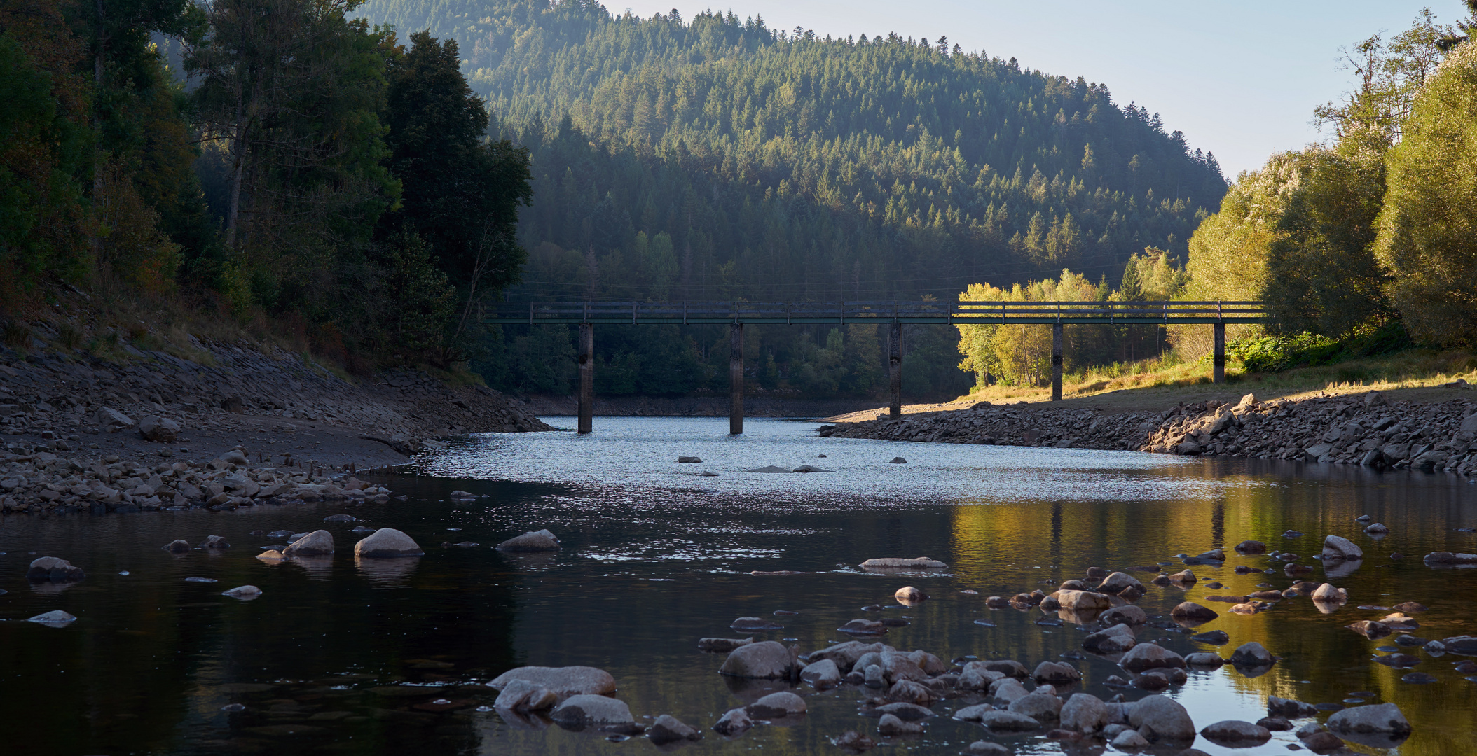 Zufluss zum Stausee