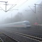 Zug im Nebel