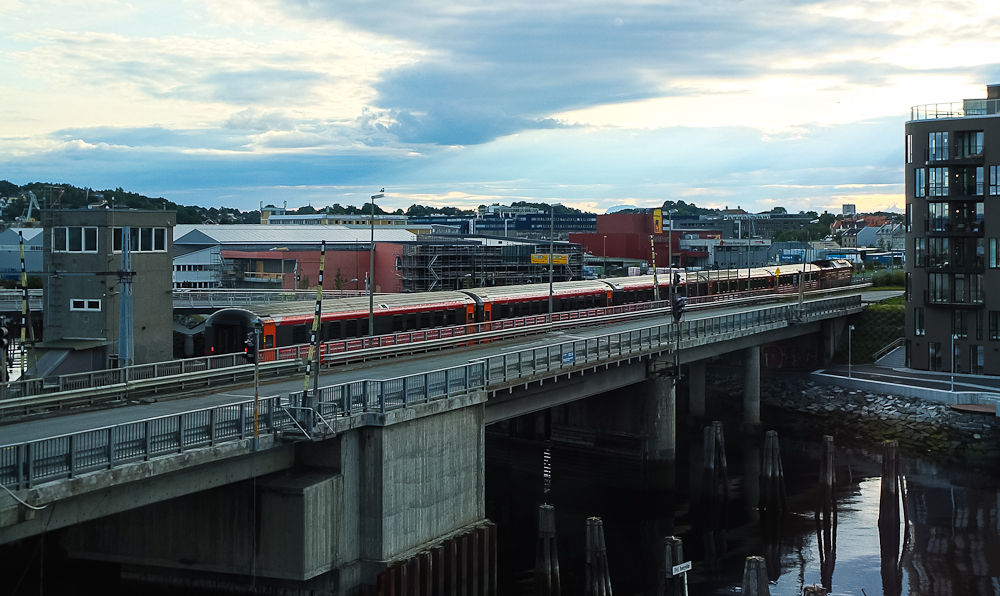 Zug nach Bodø