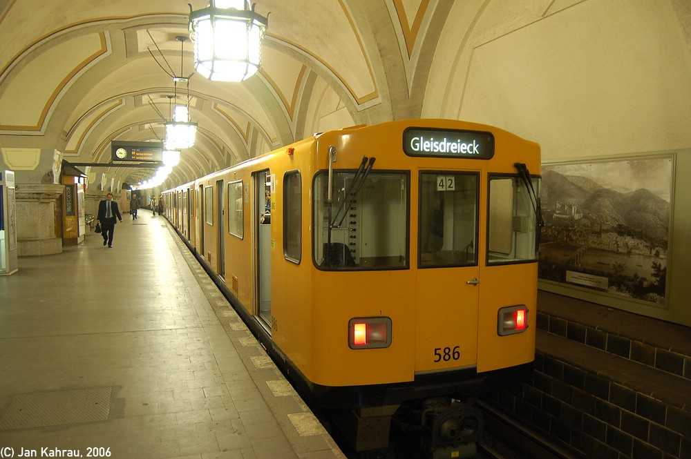 Zug nach Gleisdreieck