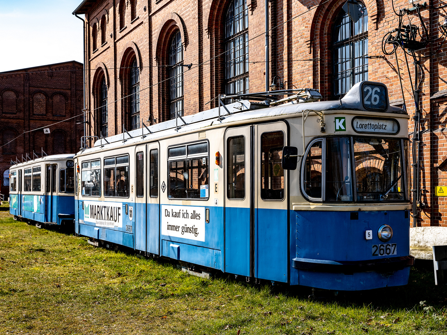 Zug zum Lorettoplatz