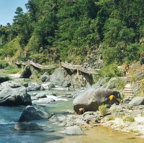 Zugang zum Salto de Baiguate (Nähe Jarabacoa, Dominik. "Alpen")