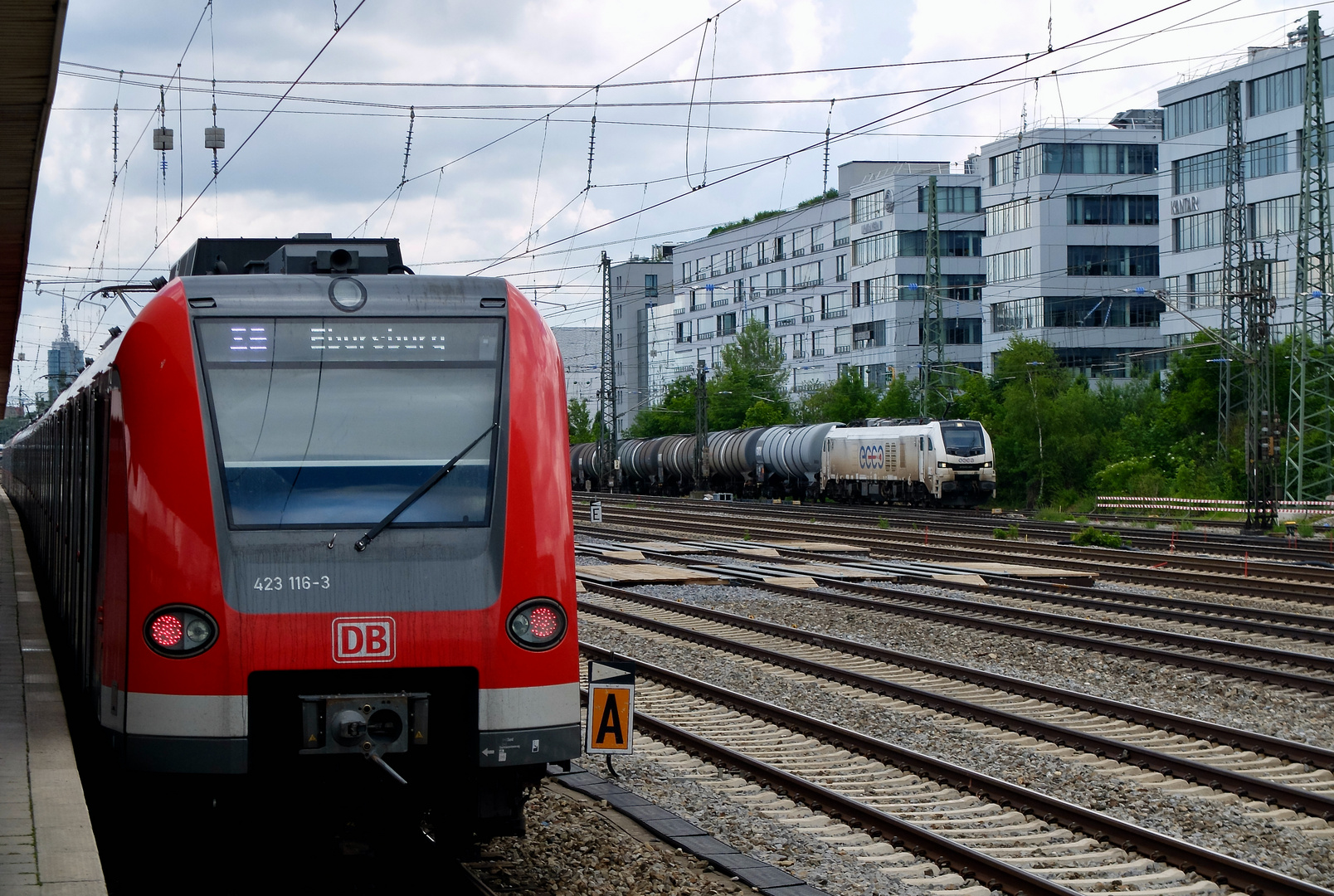 Zugbegegnung (außer der Reihe)