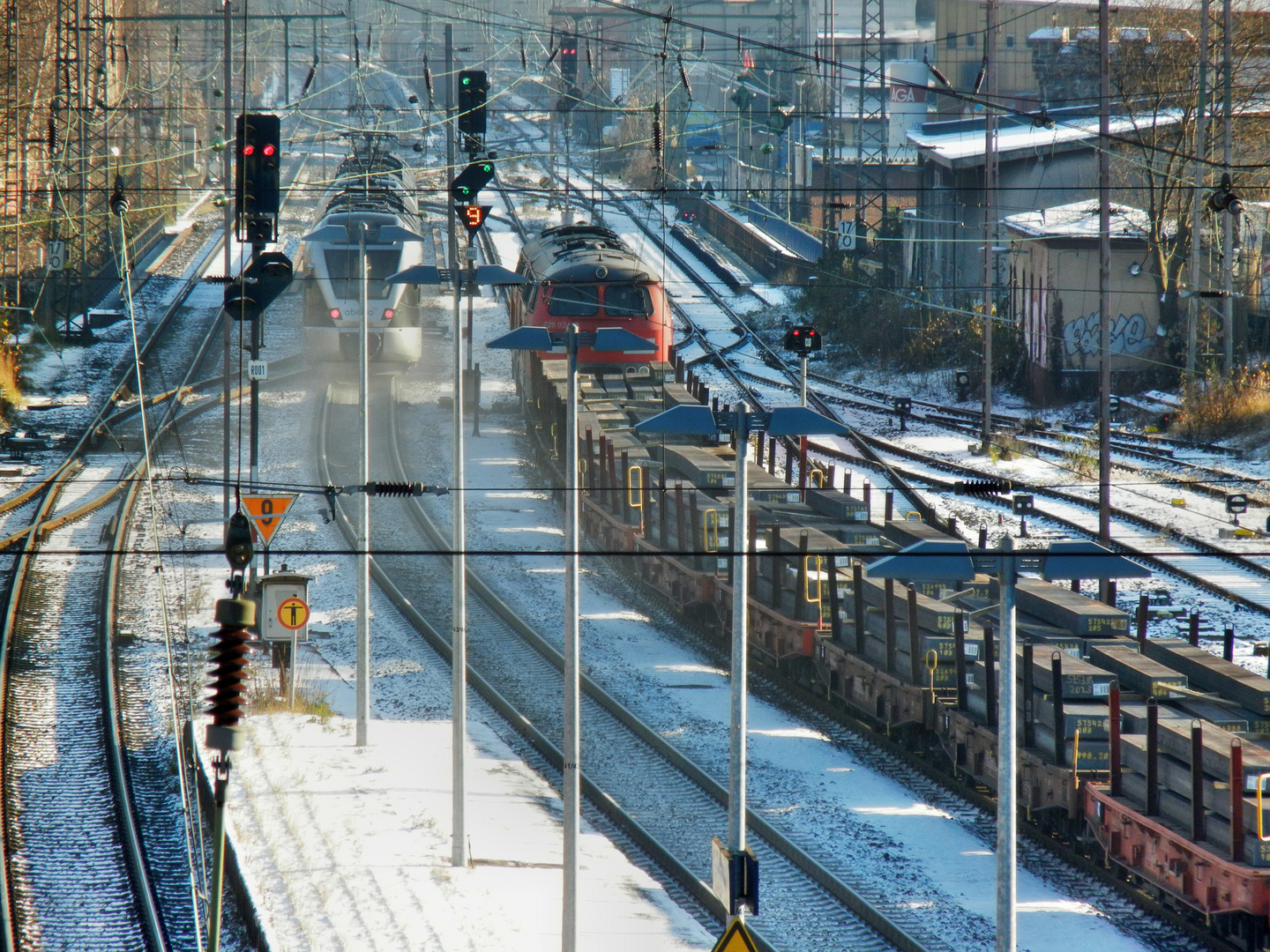 Zugbegegnung RB Essen- Siegen und Brammenzug für Hoesch Hohenlimburg