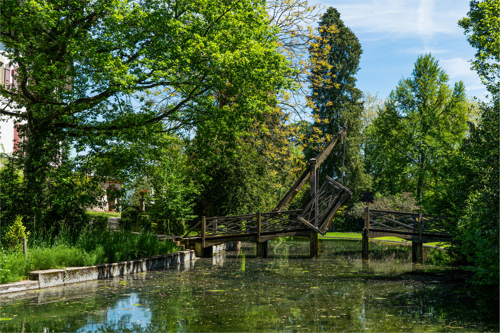 Zugbrücke