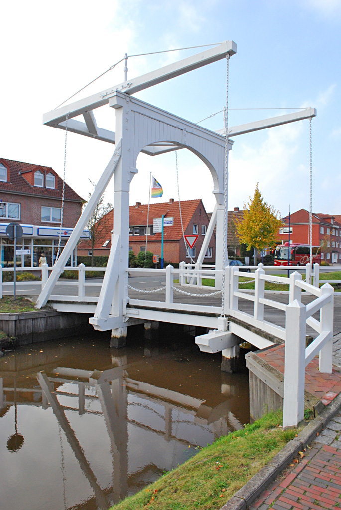 Zugbrücke in Papenburg (holl. Bauart)