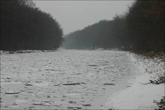 Zugefrorener Mittellandkanal