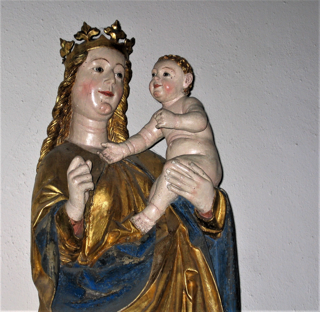 zugewandt: Maria mit dem Jesuskind. Ulm