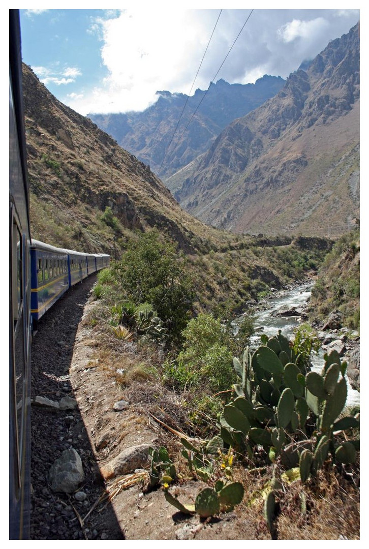 Zugfahrt zum Machu Picchu