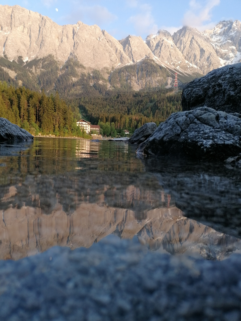 Zugspitze gespiegelt