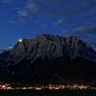 Zugspitze im Dämmerlicht 