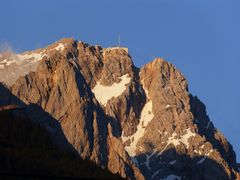 Zugspitze in der Morgensonne