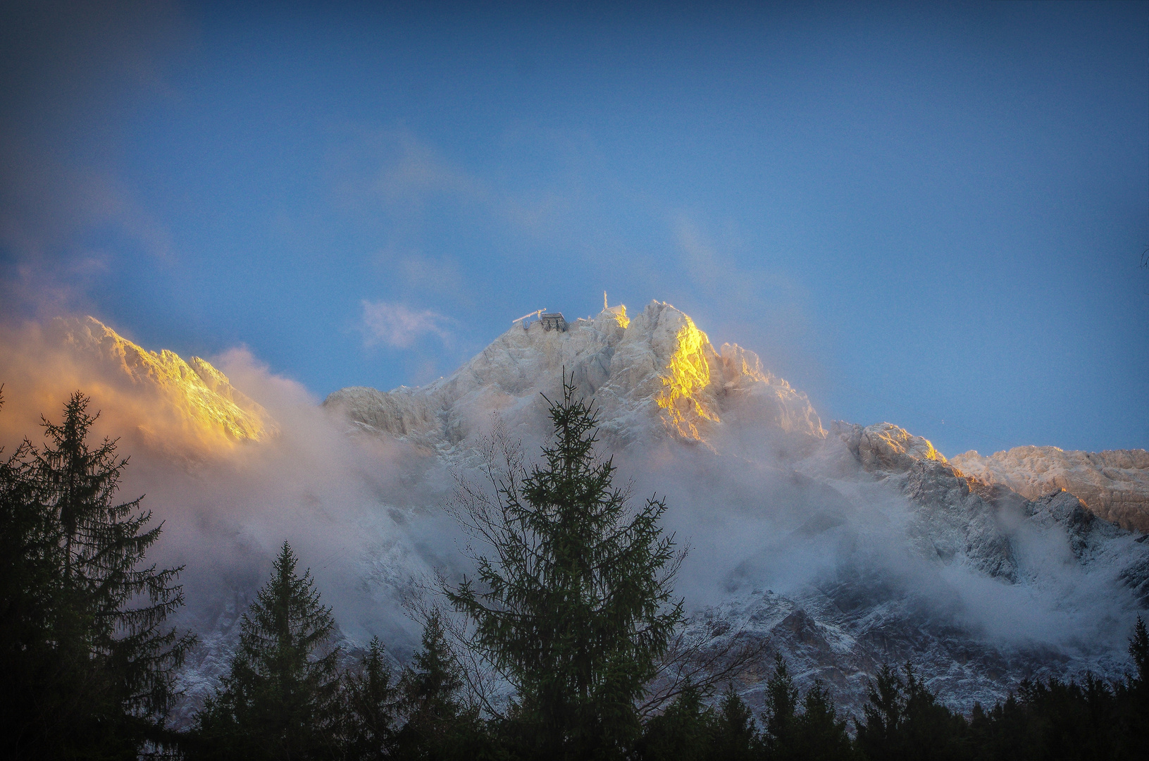 ....Zugspitze Lichtstimmung....