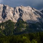 Zugspitze Massive beim sonnigen Wetter